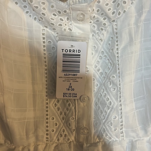 NWT FLOWING TANK TOP - Picture 2 of 5